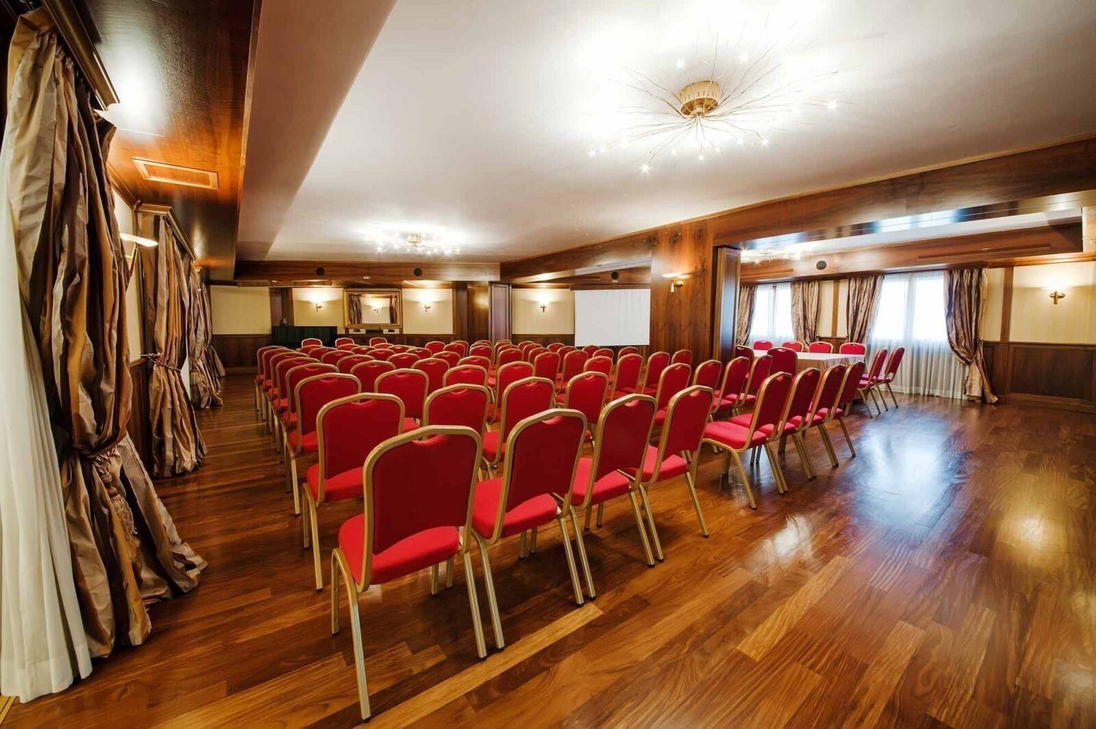 Ingresso di Villa Traiano, Viale dei Rettori 9, 82100 Benevento, Italia
